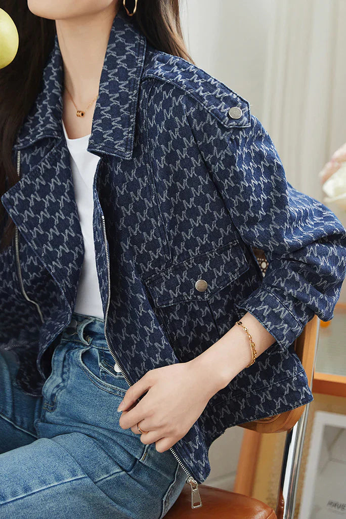 Women - Denim Jacket - Stand-Up Collar - Stylish & Comfortable Outerwear for Every Season