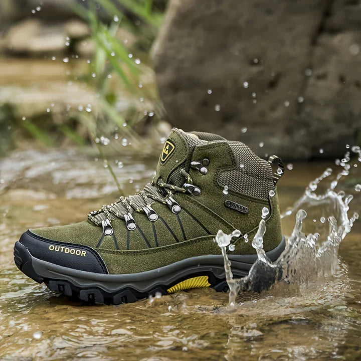 Durable men's lace-up boots for hiking