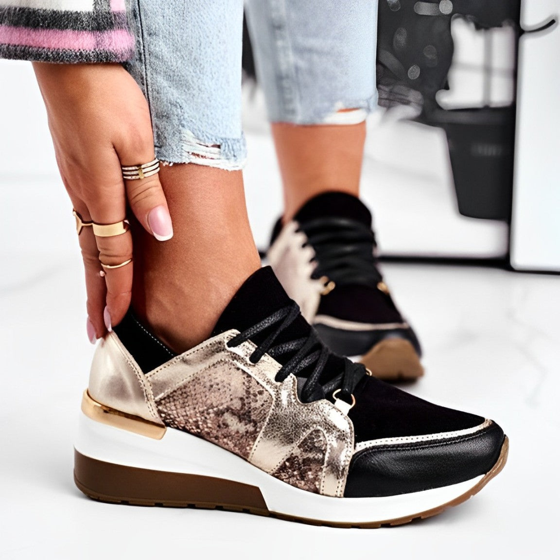 Vulcanised lace-up wedge sneakers