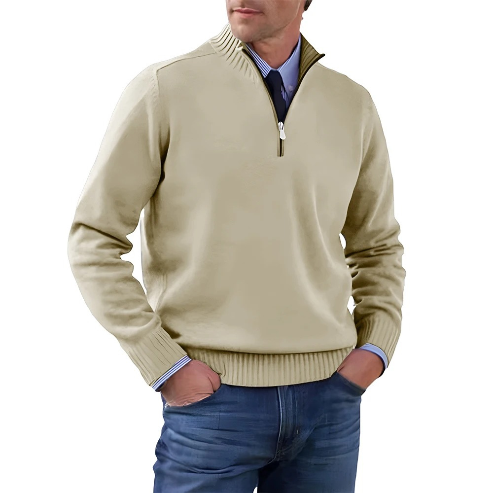 Elegant knitted pullover with zip and stand-up collar