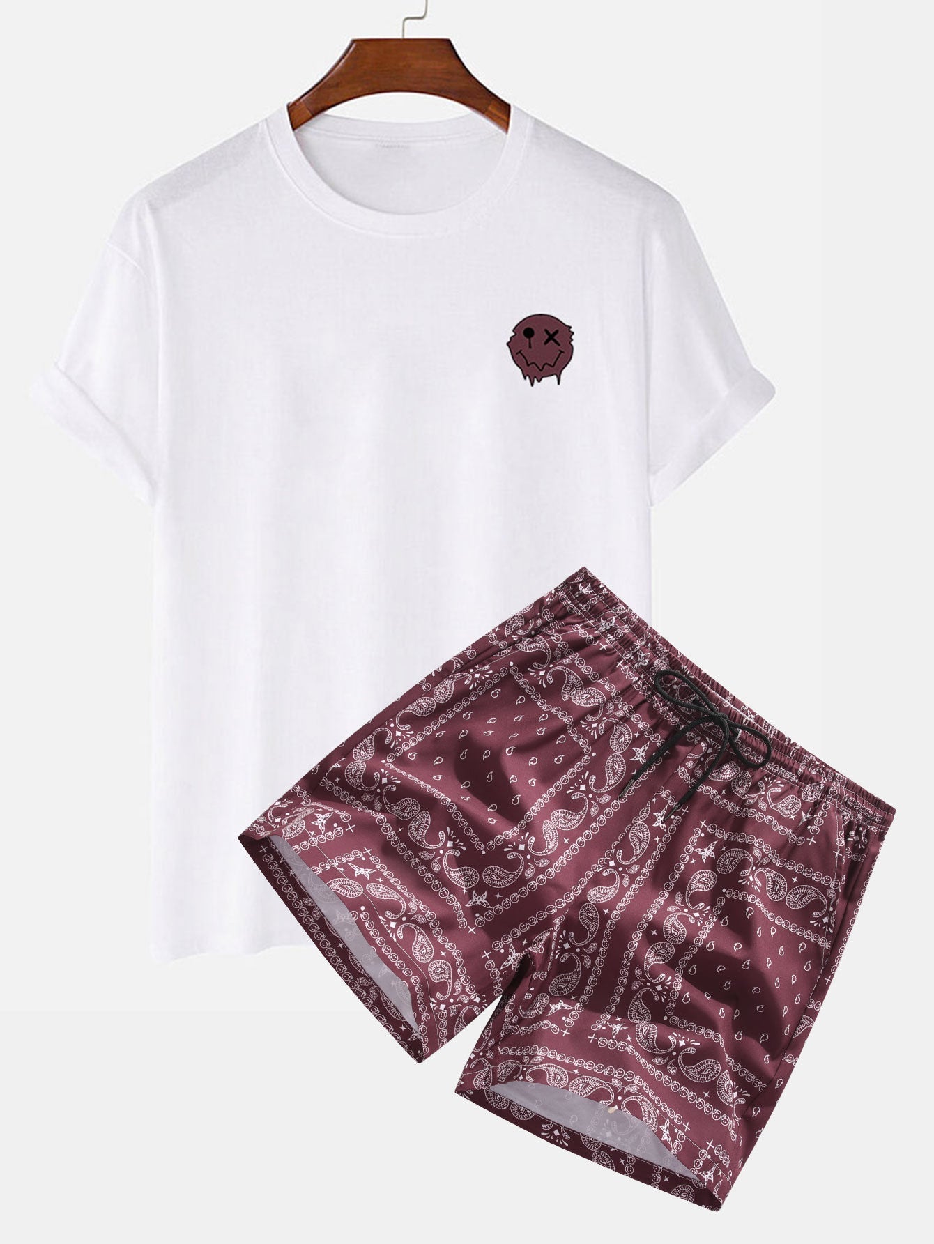 Dissolve Smiley Print T-Shirt & Paisley Print Shorts