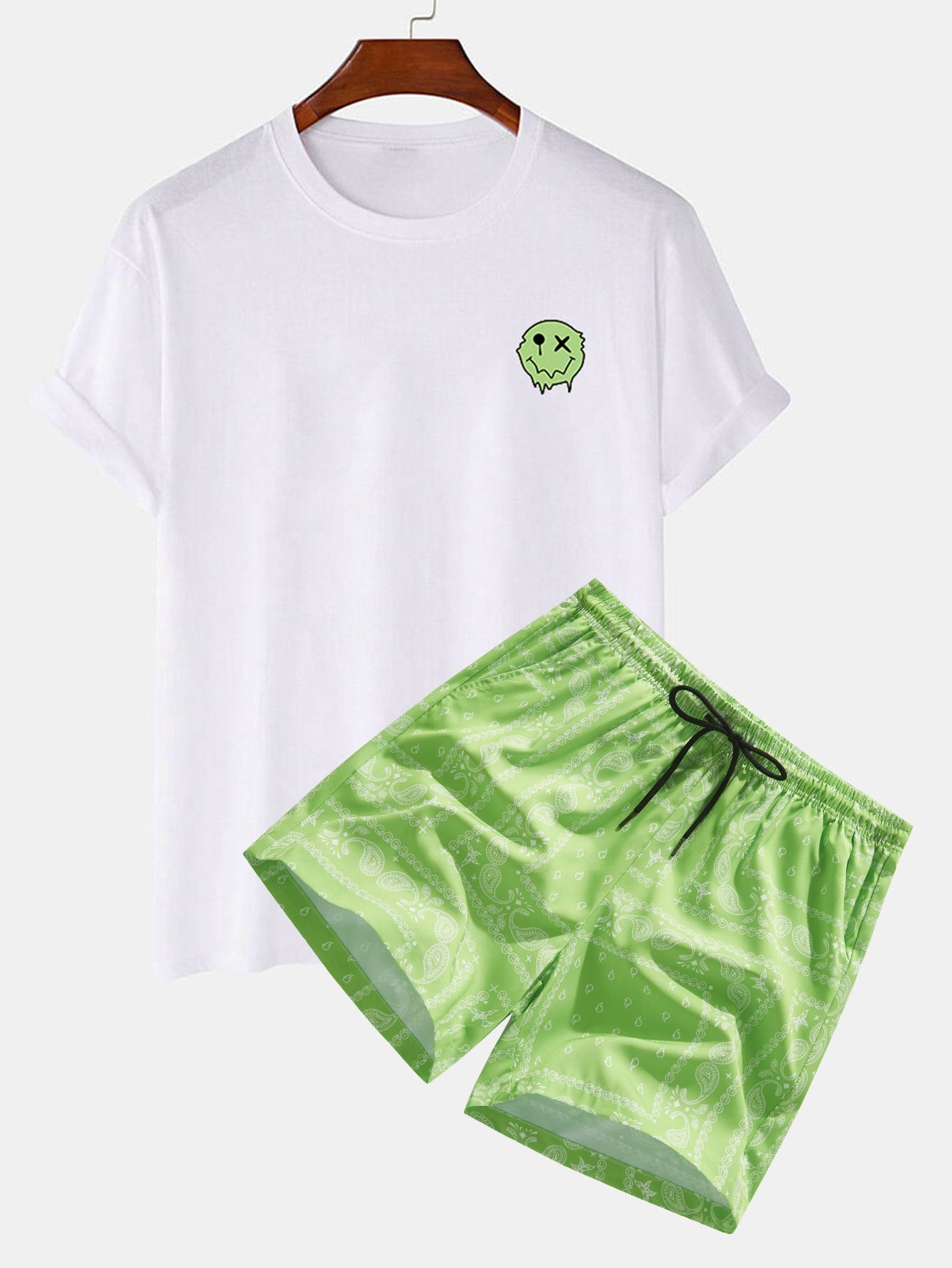 Dissolve Smiley Print T-Shirt & Paisley Print Shorts