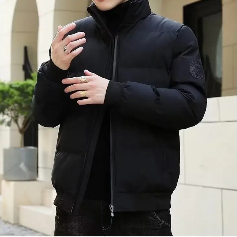 Men's puffer jacket with high collar and zip pockets