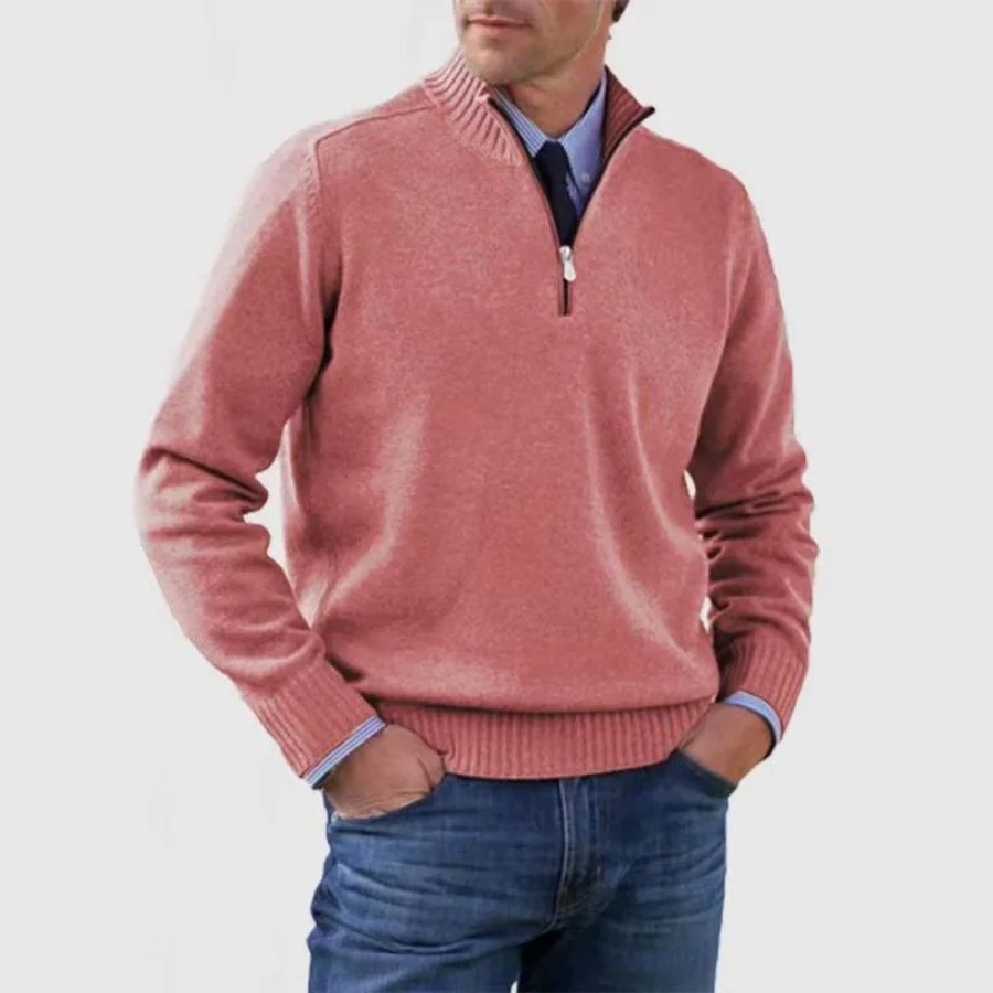 Elegant knitted pullover with zip