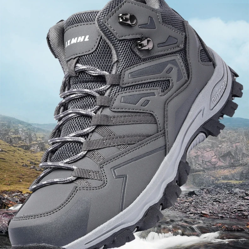 Men's Hiking Shoes Breathable and Waterproof