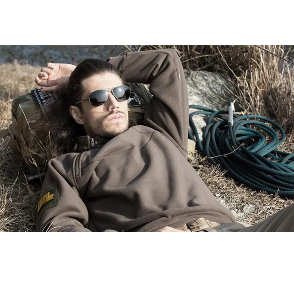 Tactical fleece pullover with zip and stand-up collar