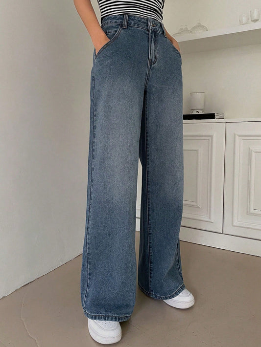 Women - High-Waist Wide Jeans - Comfortable Denim - Figure-Flattering Style for Everyday Elegance