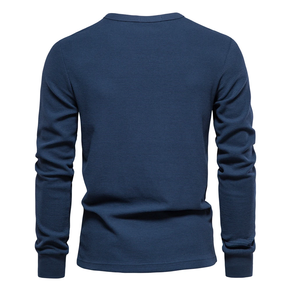 Men's jumper in waffle knit, long sleeve round neck with breast pocket