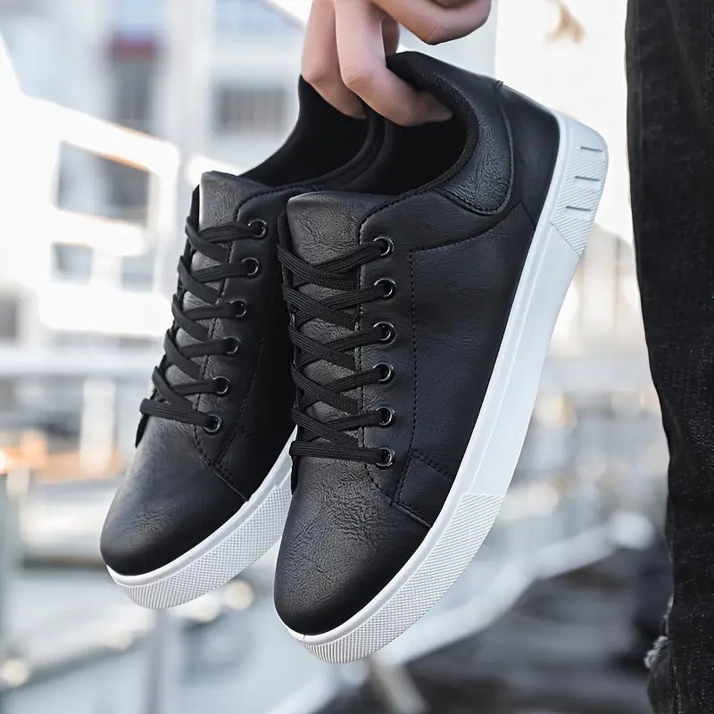 Comfortable men's lace-up shoes with a comfortable sole