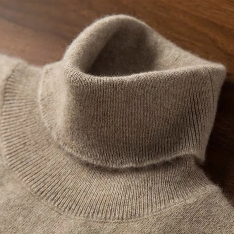 Classic turtleneck jumper made from the finest wool