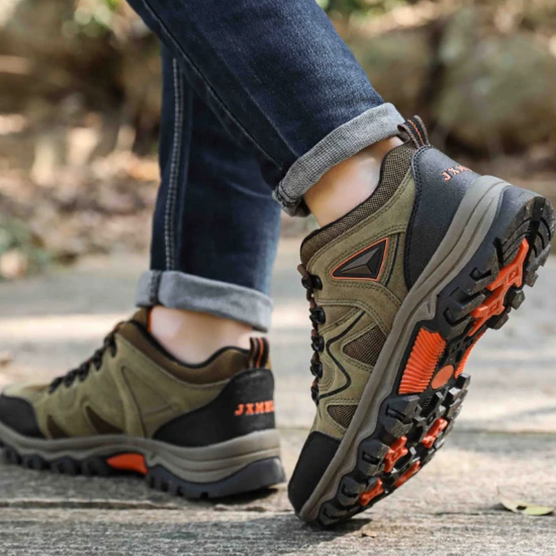 Hiking Shoes Men Breathable Non-slip Outdoor Trekking Shoes