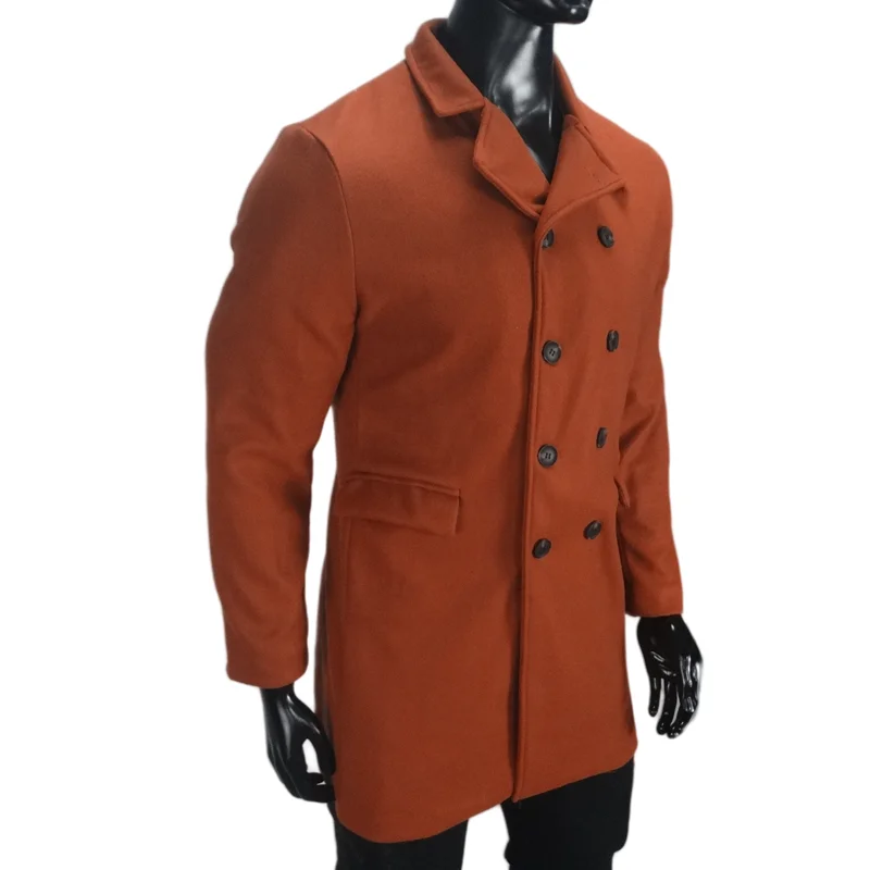 Timeless wool coat with lapel collar