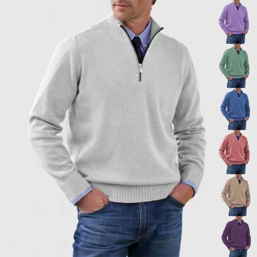 Elegant knitted pullover with zip