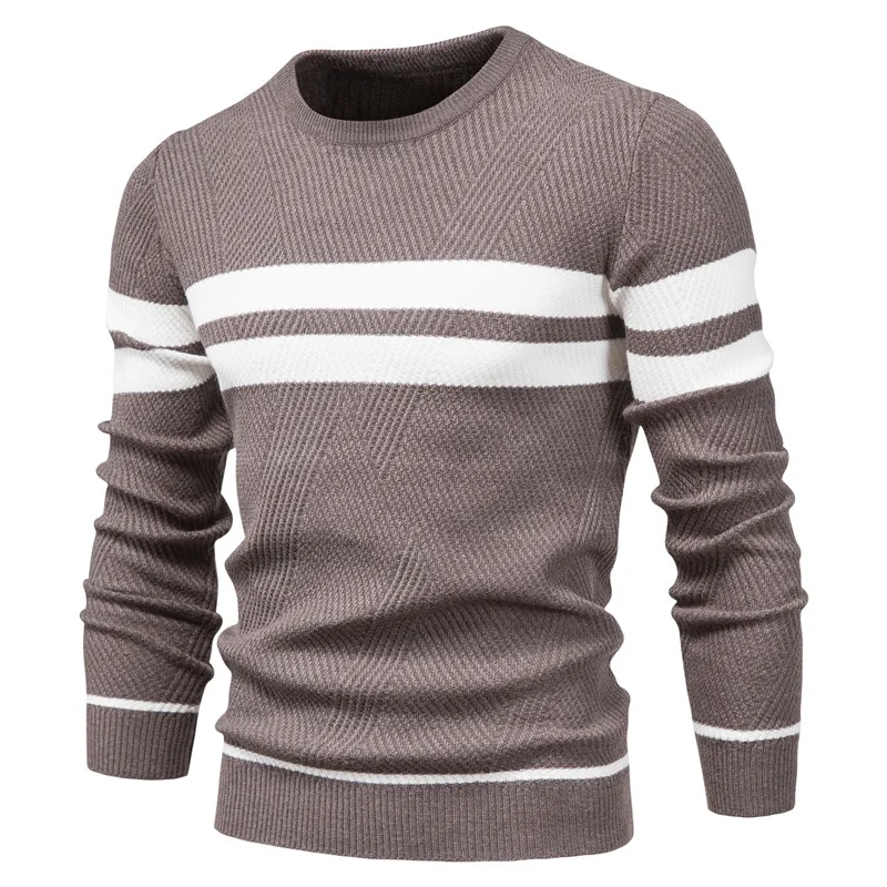 Striped men's jumper with modern design for stylish appearances