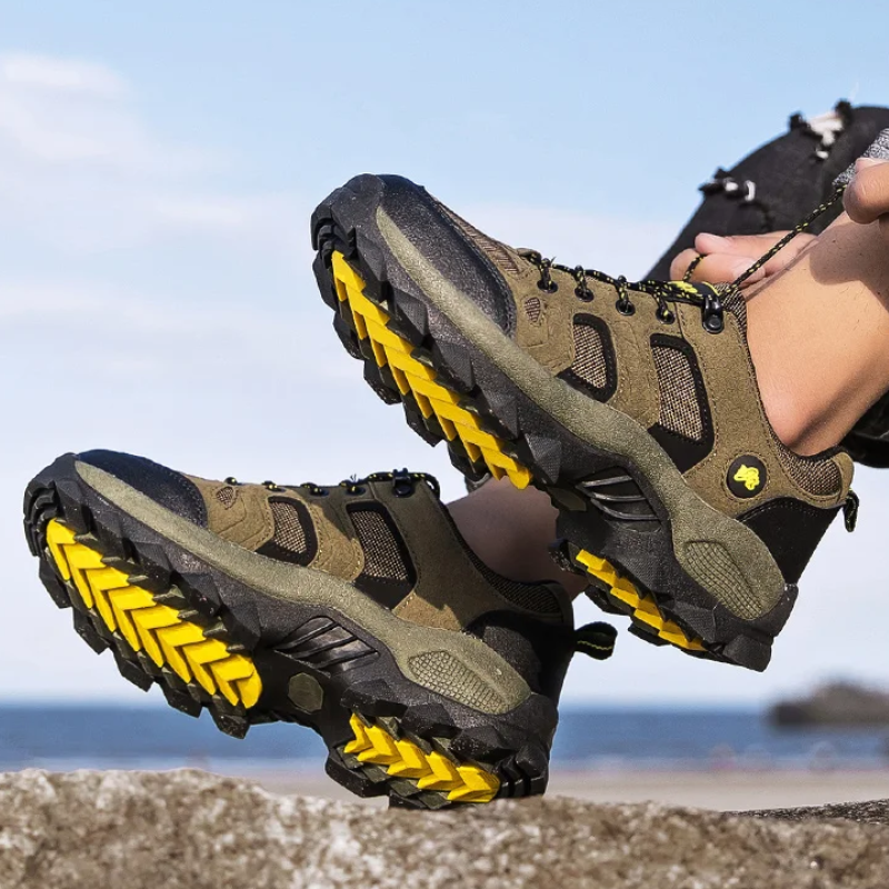 Men's Non-slip Breathable Outdoor Trekking Shoes