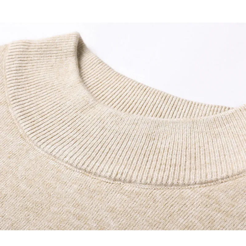 Lightweight knitted jumper with stand-up collar Turtleneck jumper for men