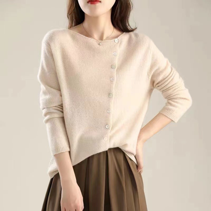 The chic and comfortable cardigan