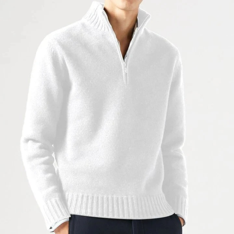 Classic knitted pullover with zip