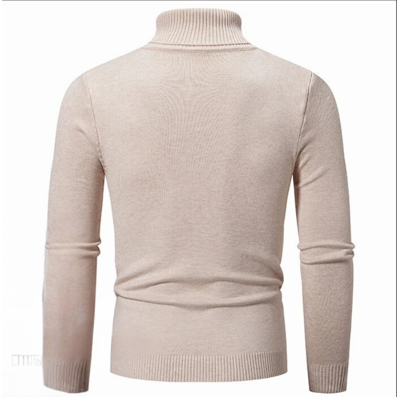 Elegant turtleneck jumper in fine knit