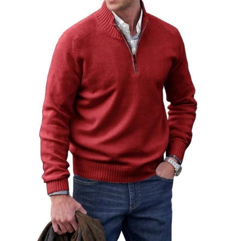 Classic knitted pullover with zip