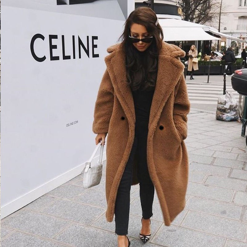 Women - Long Fur Coat - Elegant Thick Design for Luxurious Warmth and Style - Perfect Winter Outerwear