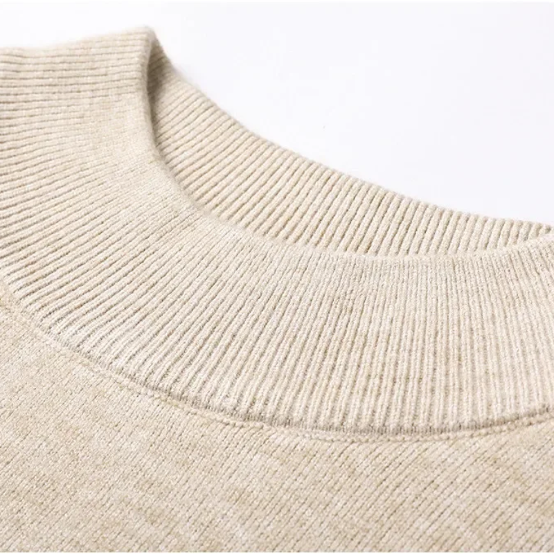 Warm knitted jumper in soft wool