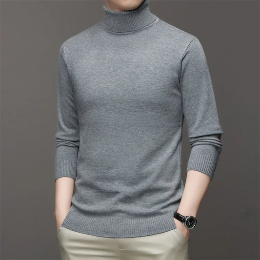 Lightweight turtleneck jumper for every season