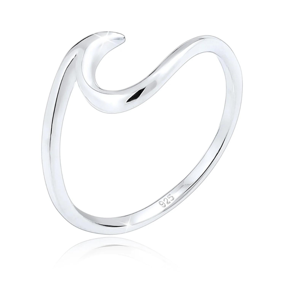 Minimalist wave ring