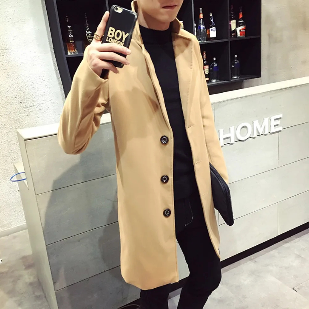 Classic wool coat with slim-fit cut