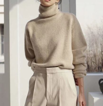 Elegant turtleneck jumper