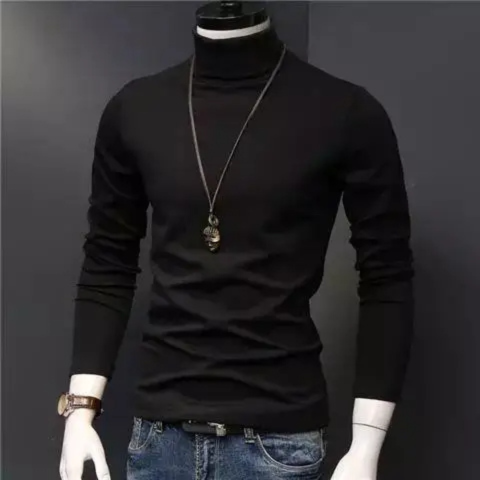 Fashionable turtleneck jumper made of soft fabric