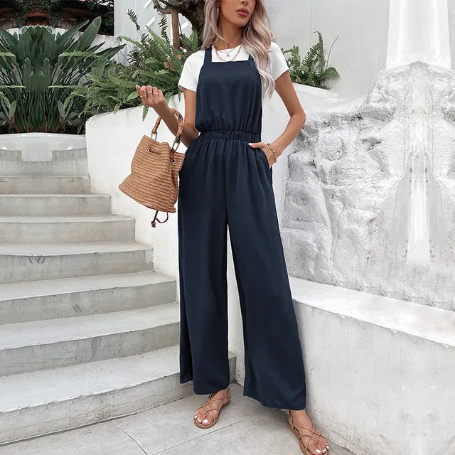 Jumpsuit with wide leg and waist tightening