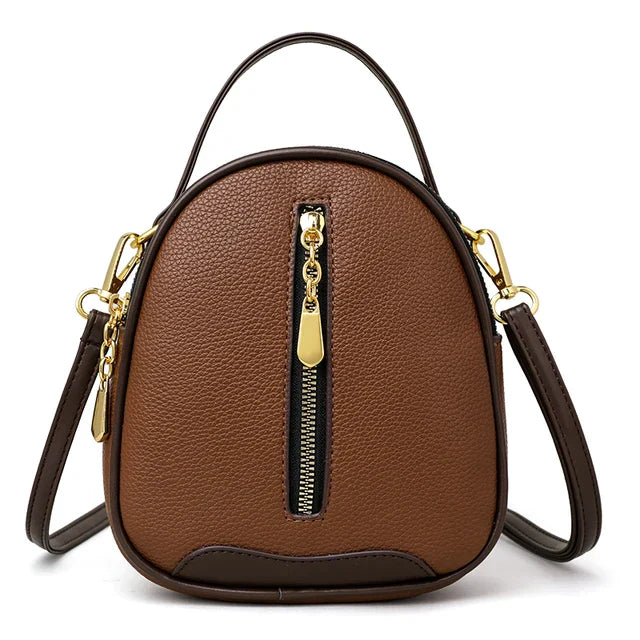 Shoulder bag with zip