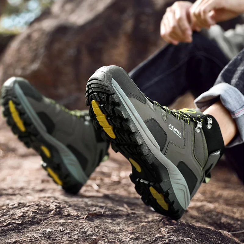 Hiking Shoes Men Waterproof Non-slip Outdoor Trekking Shoes