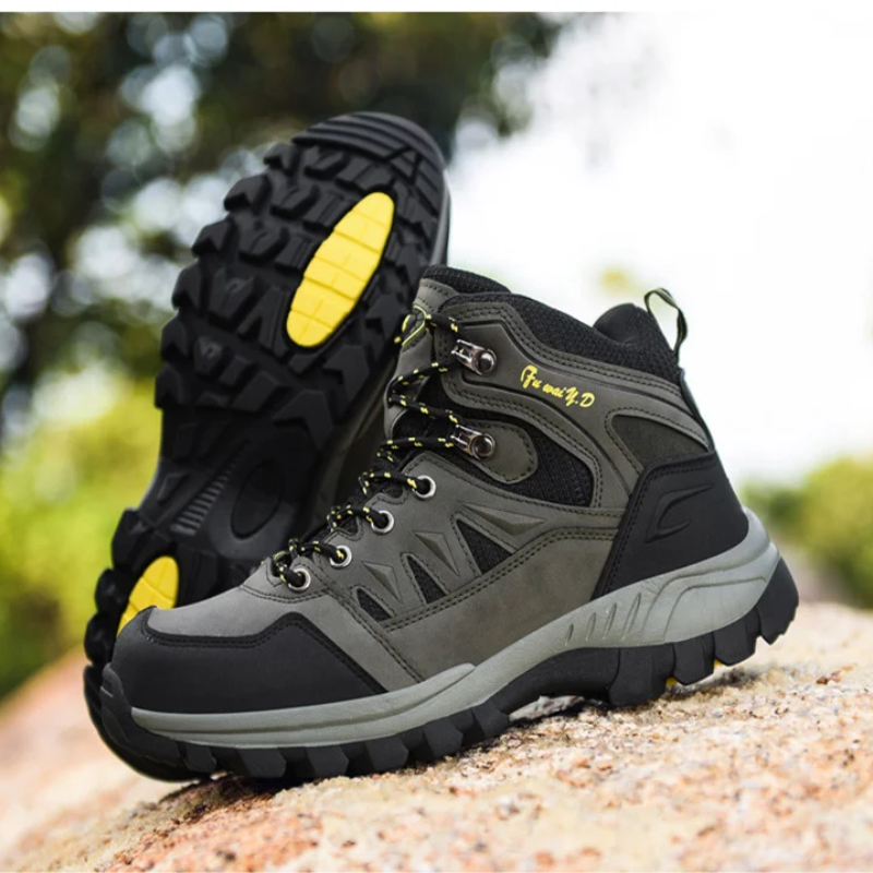 Hiking Shoes Men's Lightweight Breathable Outdoor Sports Shoes