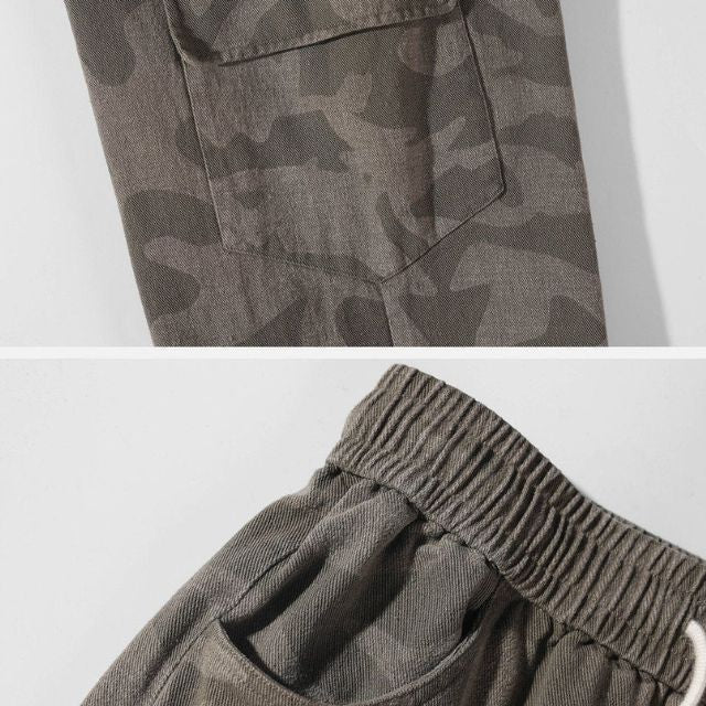 Casual cargo trousers in camouflage pattern