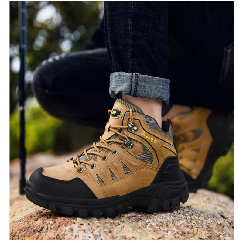 Hiking Shoes Men's Lightweight Breathable Outdoor Sports Shoes