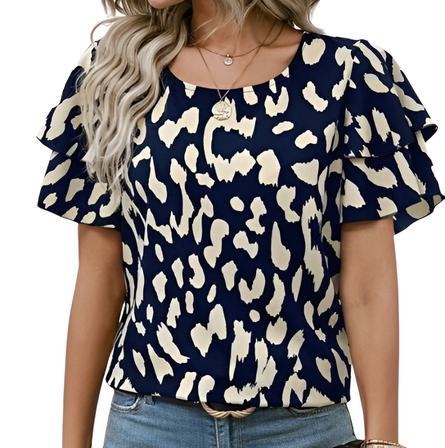 Loose printed blouse with short sleeves