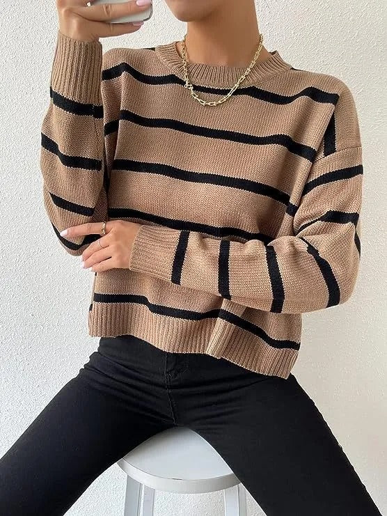 Women's Loose Knit Jumper - Striped Pattern - Cozy and Stylish Knitwear for Every Occasion