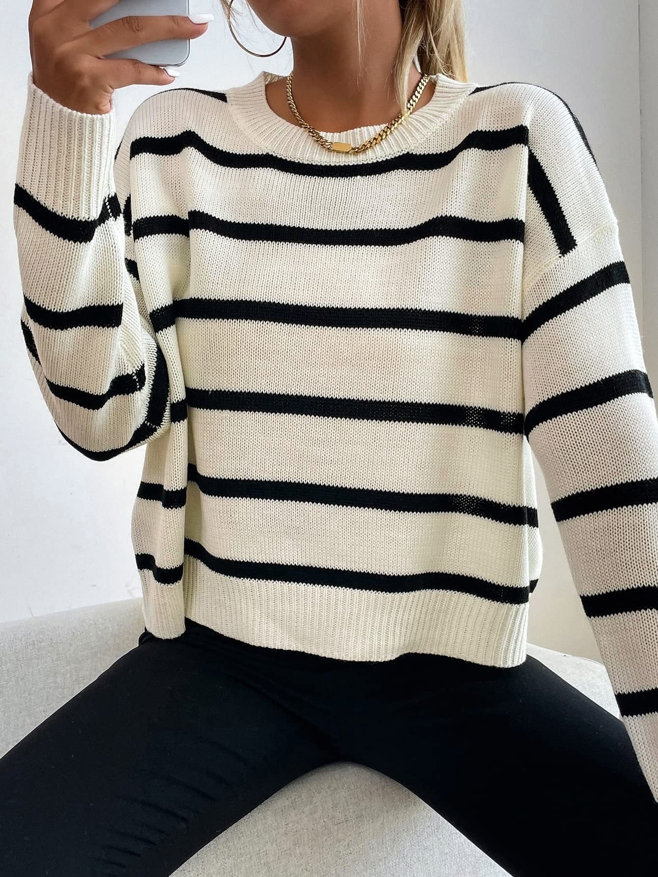 Women's Loose Knit Jumper - Striped Pattern - Cozy and Stylish Knitwear for Every Occasion