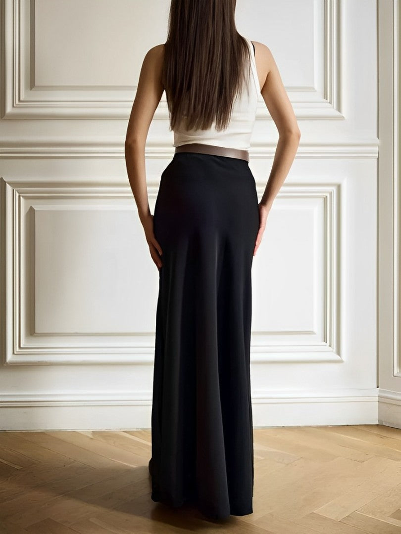 Long satin skirt in fishtail street design