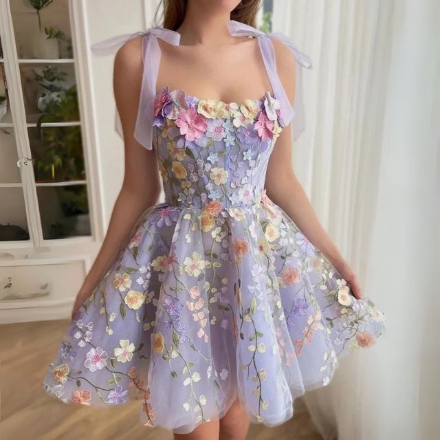 Tulle cocktail dress with floral appliqués