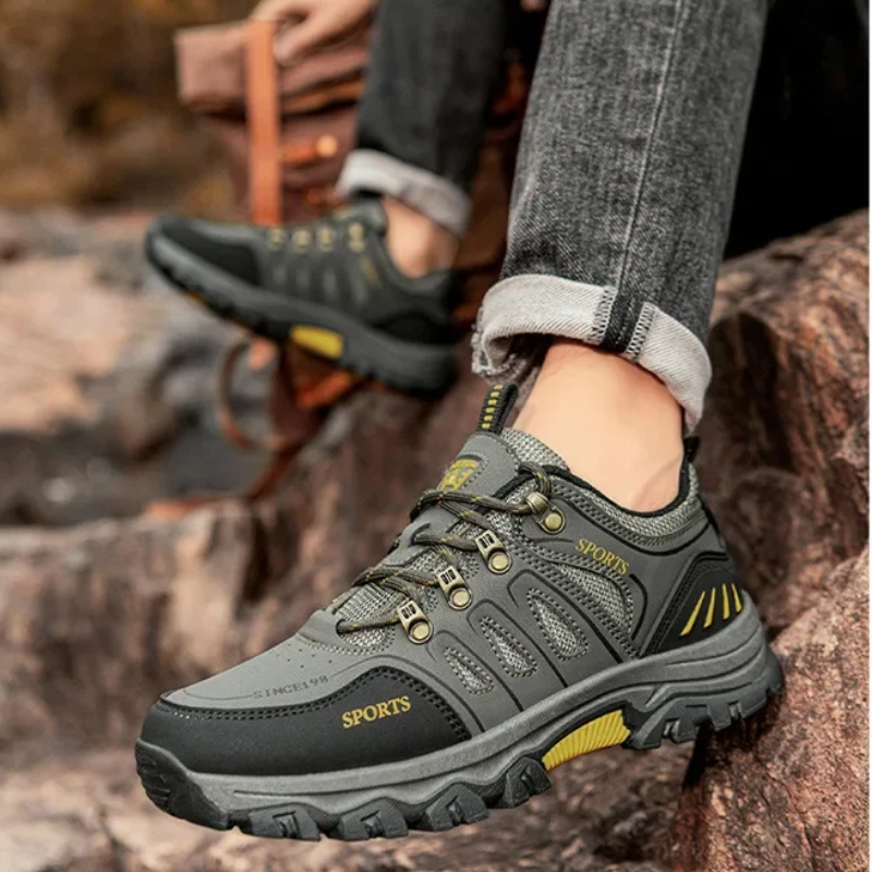 Hiking Shoes Men's Breathable Non-slip Outdoor Shoes