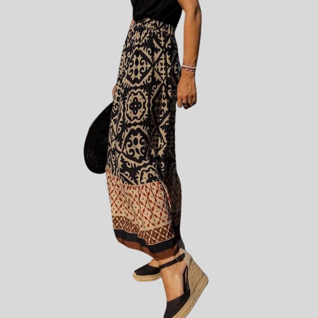 Maxi skirt with ethnic pattern and ruffled hem