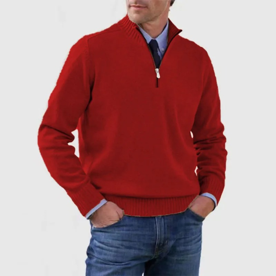 Elegant knitted pullover with zip