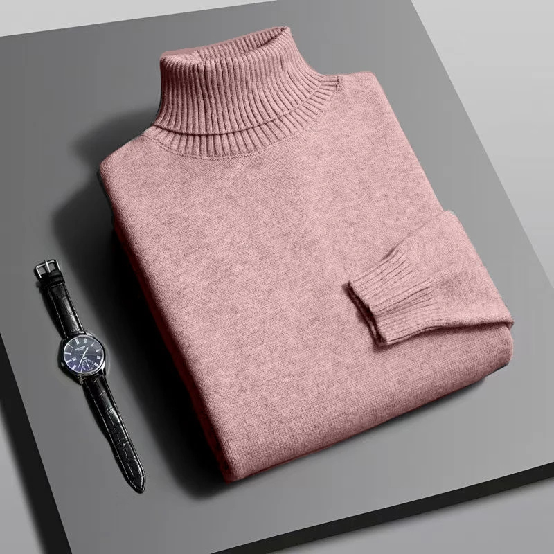 Warm turtleneck jumper in soft knitwear