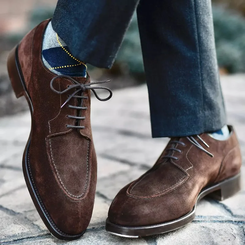 Stylish business and leisure shoes