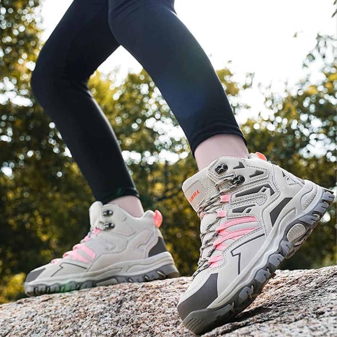 Waterproof trekking shoes with improved grip