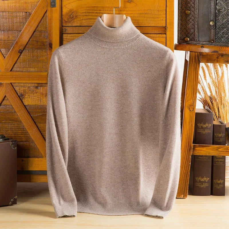 Classic turtleneck jumper made from the finest wool