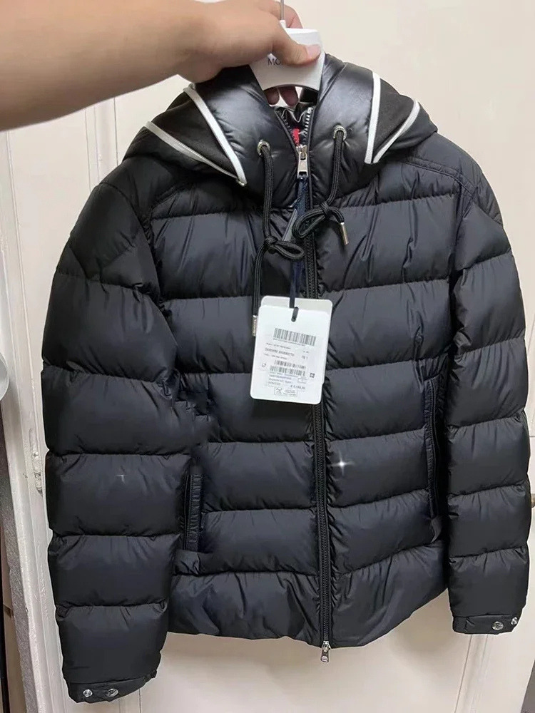 Men's puffer jacket with hood and drawstring